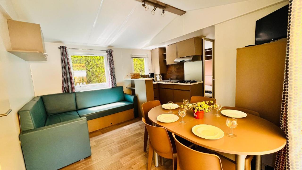 Camping Country Park Touquin - Site Officiel - Next To Disneyland Paris Buitenkant foto