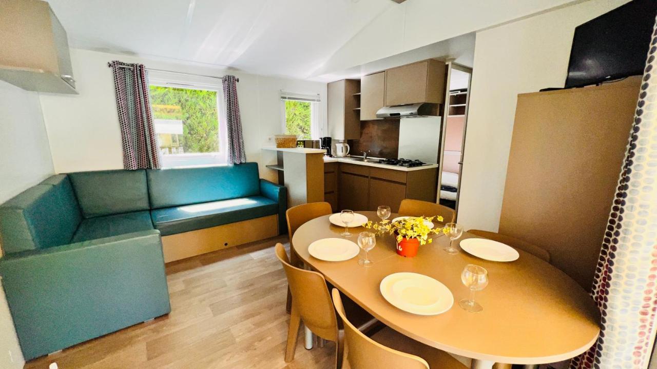 Camping Country Park Touquin - Site Officiel - Next To Disneyland Paris Buitenkant foto