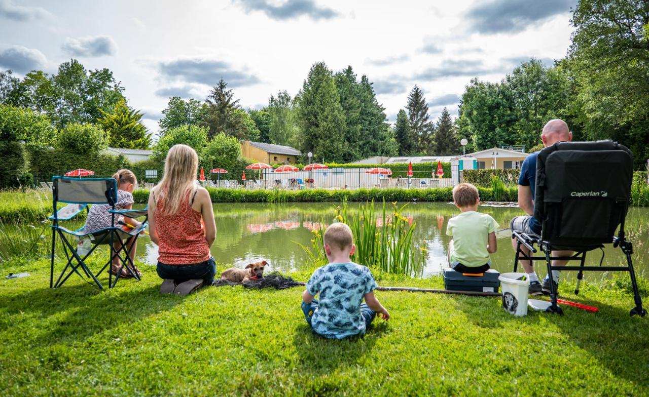 Camping Country Park Touquin - Site Officiel - Next To Disneyland Paris Buitenkant foto